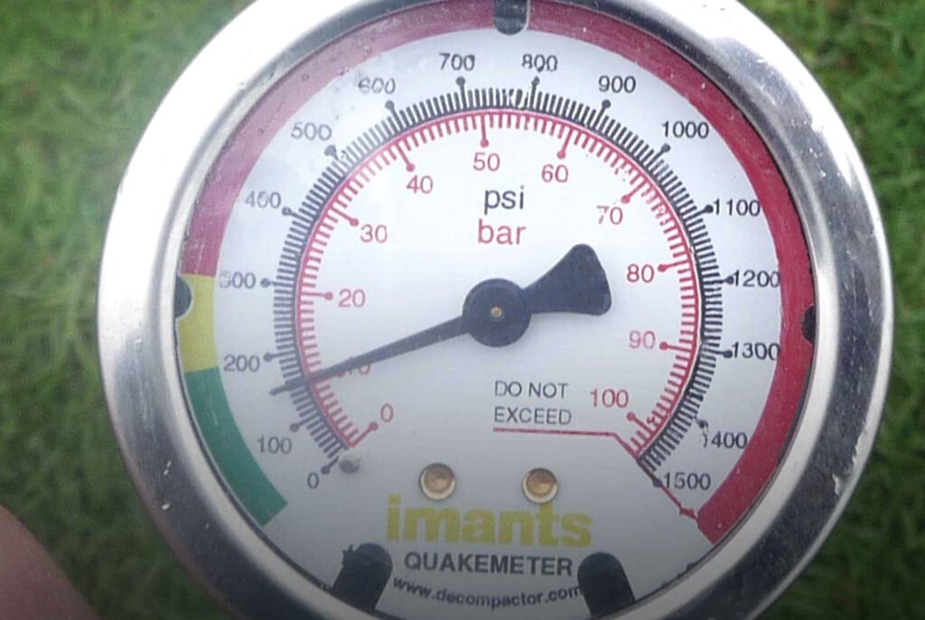Close-up van de drukmeter van de Imants penetrometer